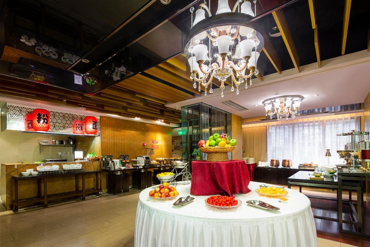 Chengdu Chunxi Hotel Exterior foto
